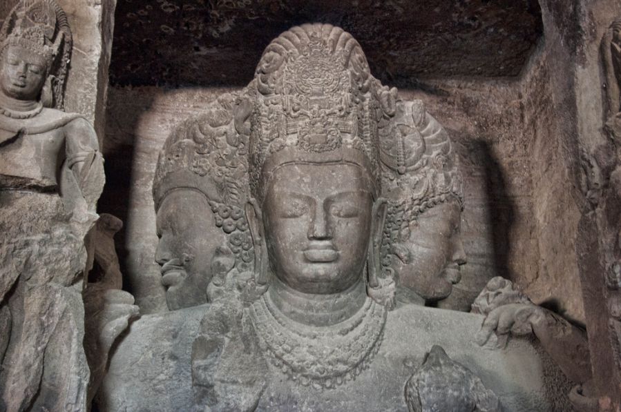 trimurti in elephanta caves story