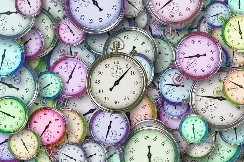 Clocks time colors